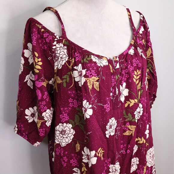 Torrid Top Plus Size 1X Plum White Floral Off Shoulder Spaghetti Straps Blouse - Picture 6 of 13